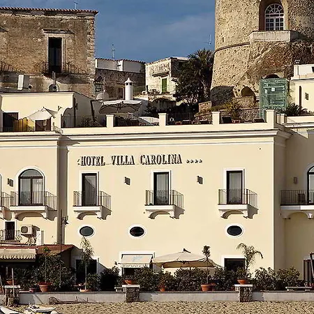 カロライナ Forio di Ischia